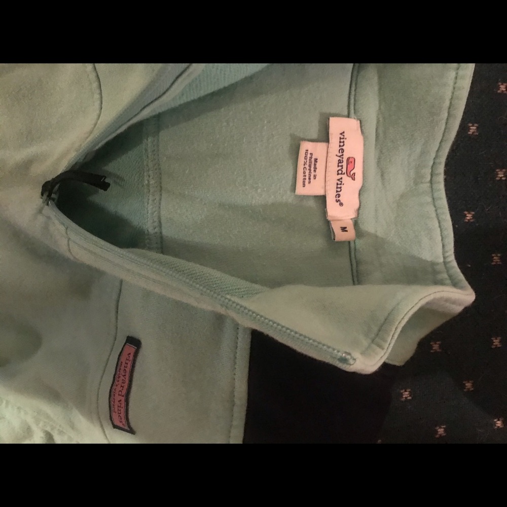 medium women’s vineyard vines shep